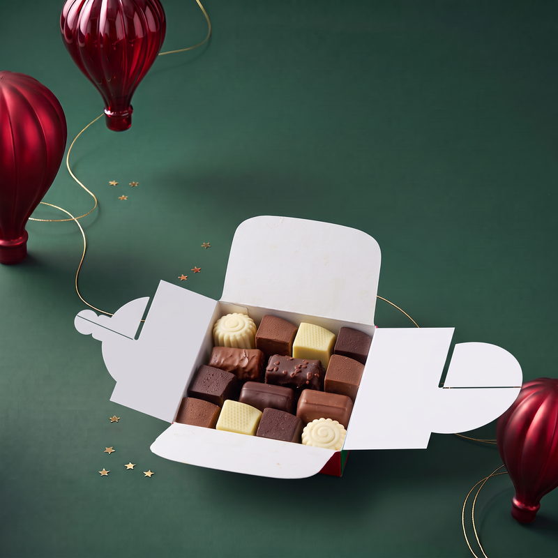 Boîte origami Noël Hover